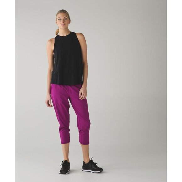 Lululemon Regal Plum Tranquil Crop Leggings Size 8 - 41411 - Picture 6 of 12